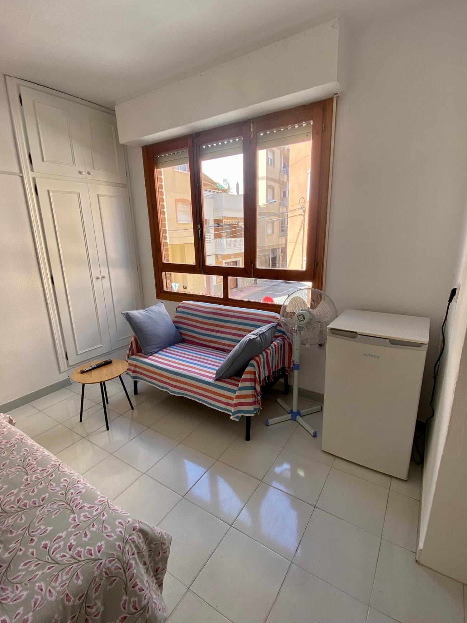 Estudio En La Playa Torrevieja Exteriör bild